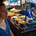 Phat Thai auf Chumphons Nachtmarkt